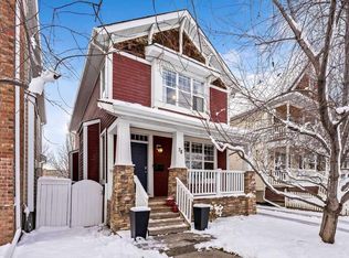 78 Ypres Grn SW, Calgary, AB T2T6M1