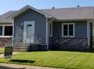 206 E Phillip Ave, Norfolk, NE 68701
