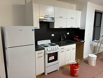 125 Seaman Avenue, #5G