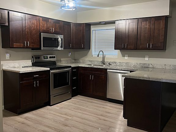 2nd image of 8431 W Las Palmaritas Dr