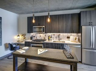 148 N Ada St #824, Chicago, IL 60607