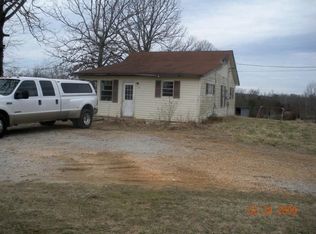 1760 Old Montezuma Rd, Henderson, TN 38340