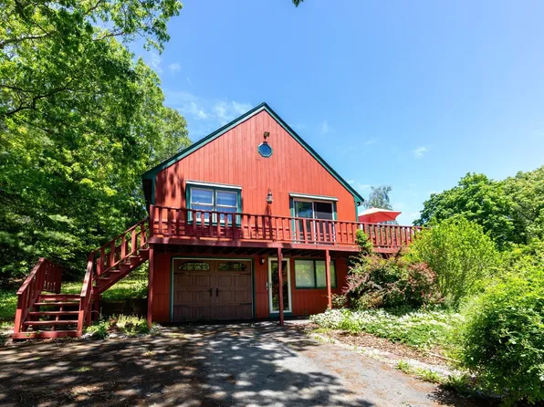 24 Cottontail Trl, Plymouth, MA 02360