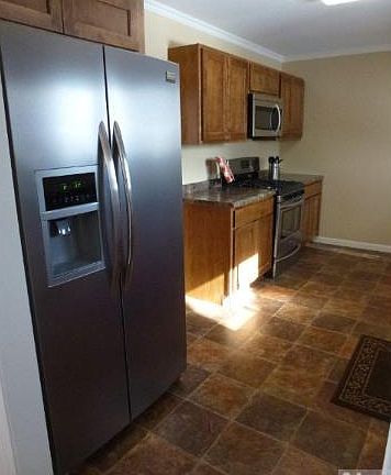 2nd image of 1790 Hyacinth Ave E