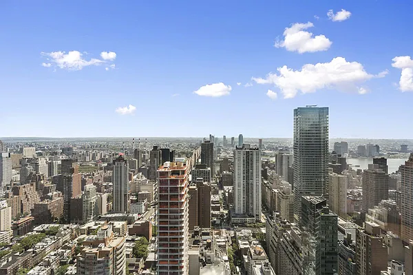 Rented by Compass | media 9