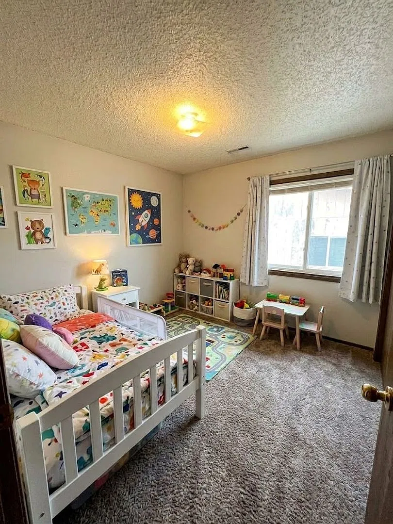 1303 Ravenwood Rd — Photo 3