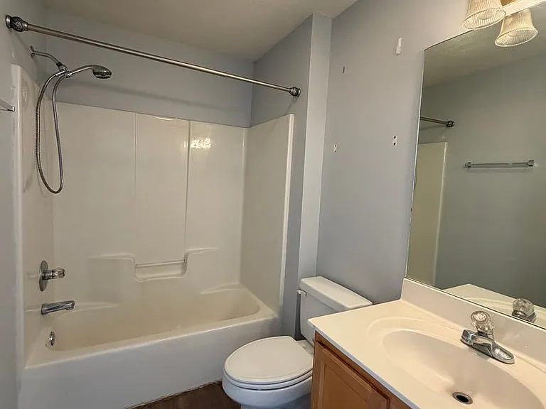 1114 S College St #1201 — Photo 10