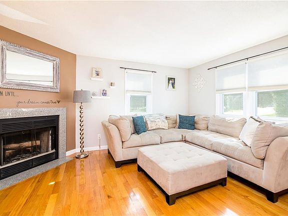 4th image of 47 Morgan Ave APT 56