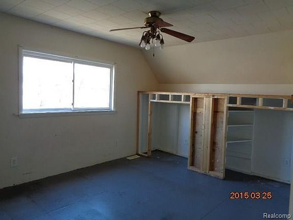 5th image of 330 S William St