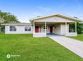 418 NE 15th Ave, Cape Coral, FL 33909
