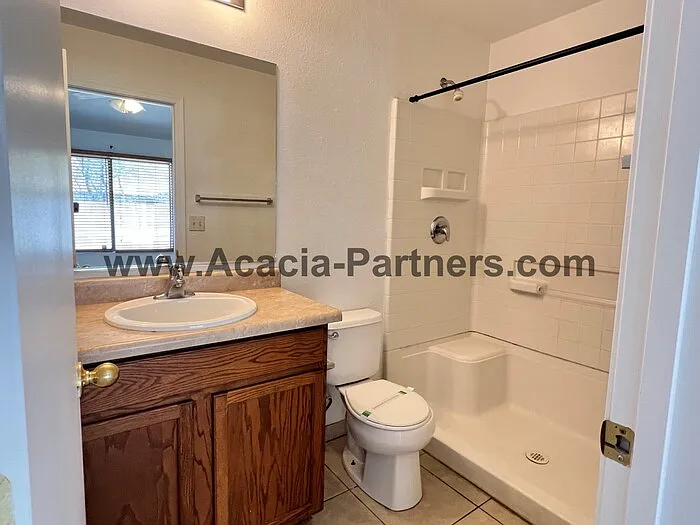 2145 E Calle Gran Desierto — Photo 10