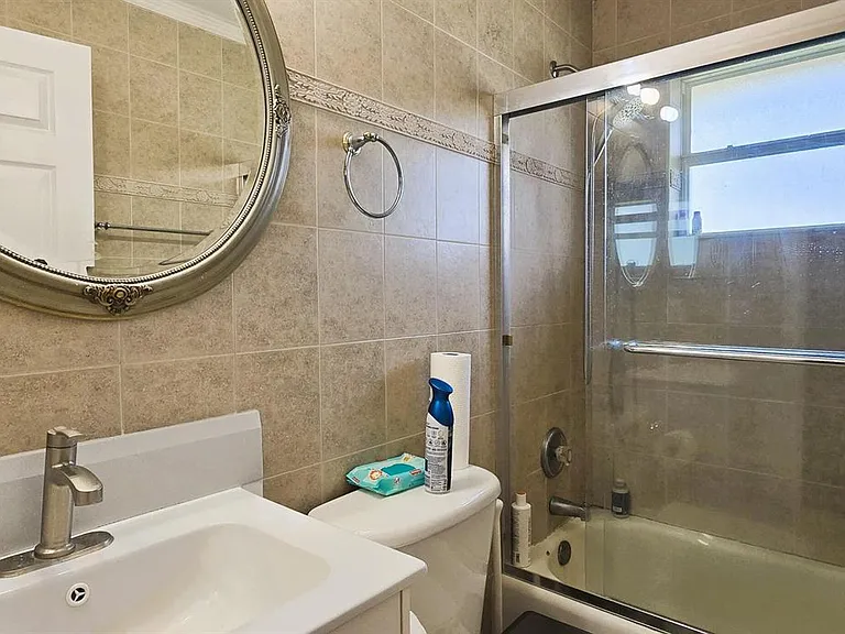 15056 Temple Blvd — Photo 24