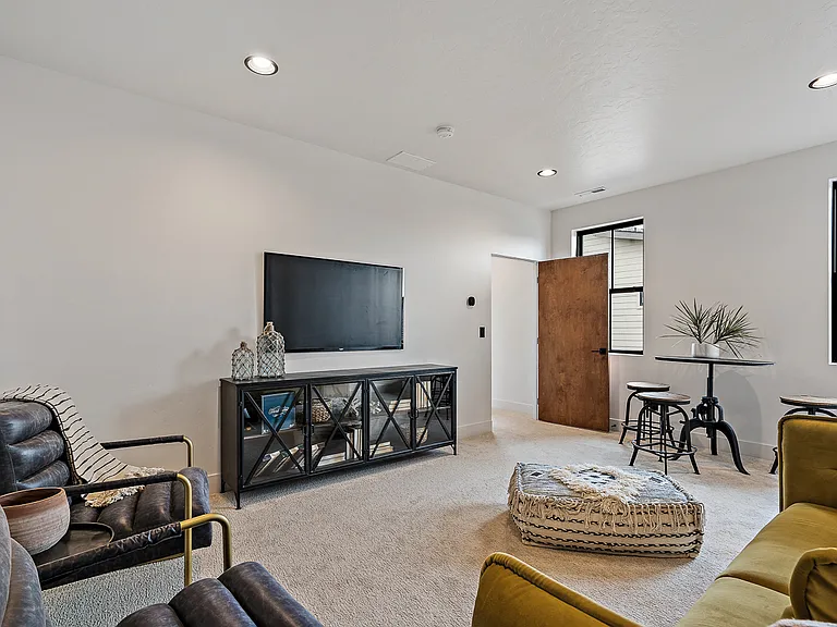 2526 W Rustic Forge St — Photo 34