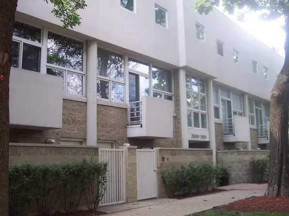2828 N Talman Ave Unit T, Chicago, IL 60618