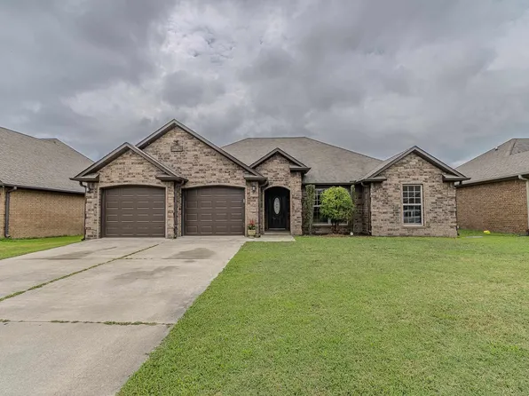 1102 Garrison Ln, Paragould, AR 72450