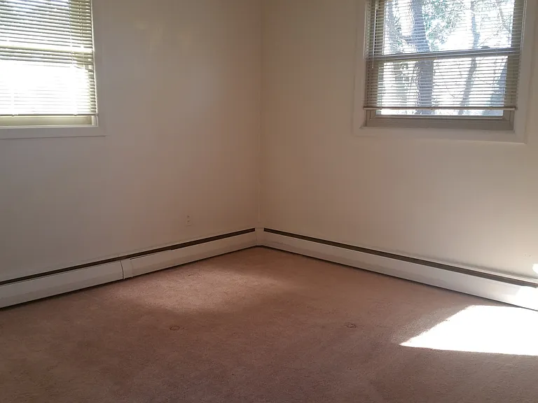 1812 Ashley Dr — Photo 17