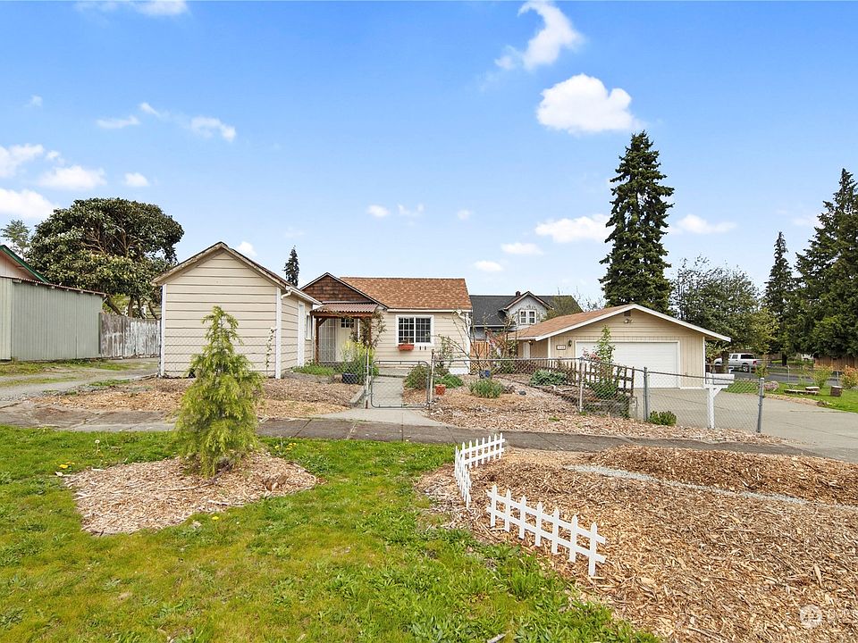 1st image of 3640 E K Street