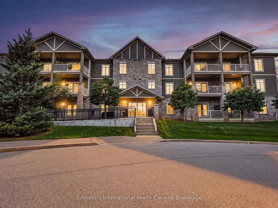 25 Beaver St S #307
