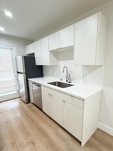 11806 Mayfield Ave #103 Photo 1