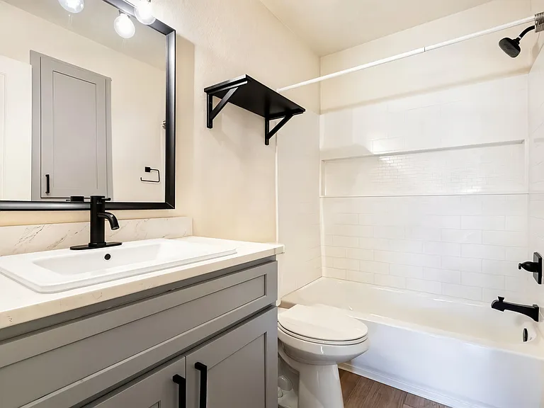 1624 Banyan Dr #4 — Photo 10