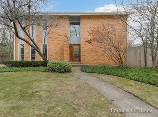 1705 Berkeley Ct, Deerfield, IL 60015