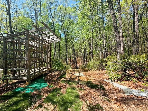4th image of Raven Ridge Trl