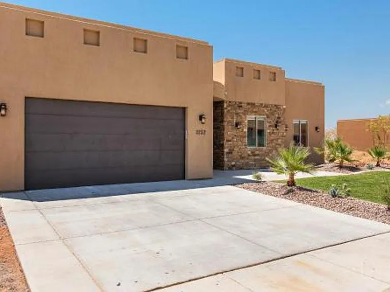 3252 S 4900 W — Photo 5