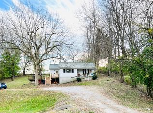 1389 Paper Mill Rd, Lancaster, KY 40444