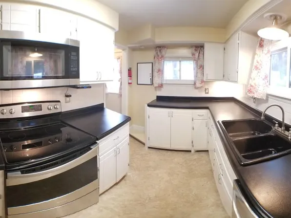 213 Maple St, Warrens, WI 54666