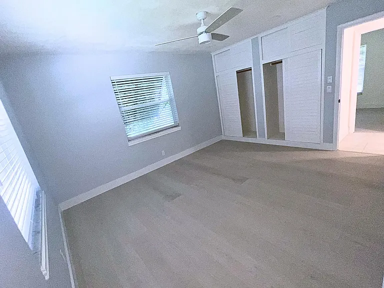 1260 Manor Dr — Photo 15