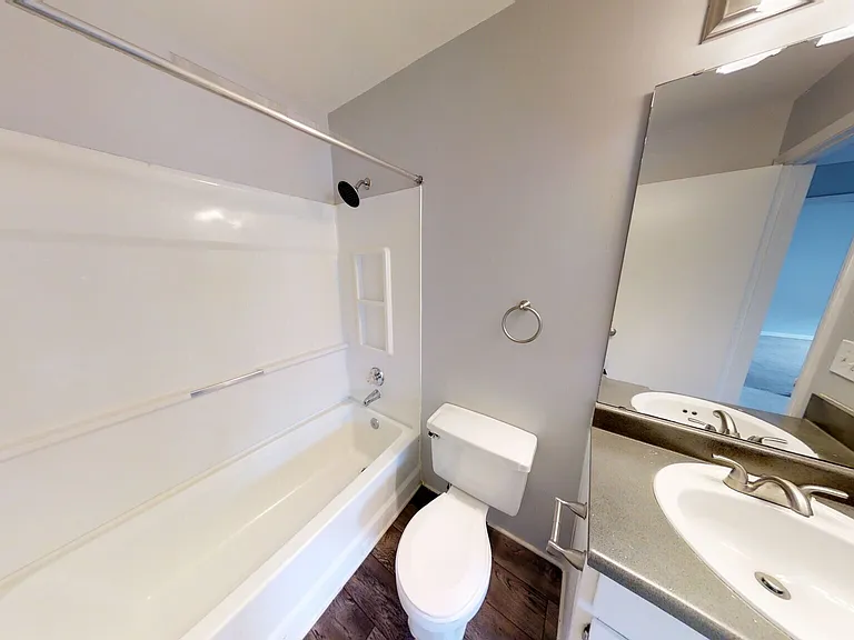Copper Creek Apartments — Photo 40