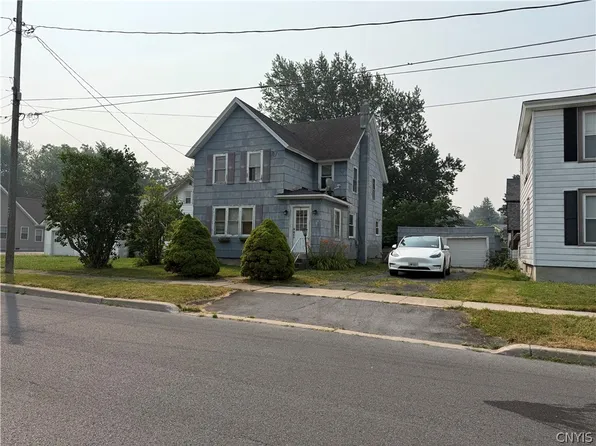 1206 Gill St, Watertown, NY 13601