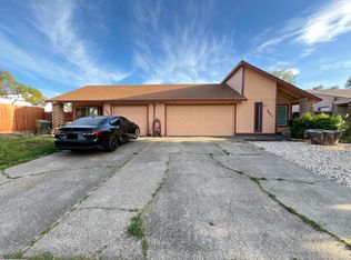 9622 Old Placerville Rd, Sacramento, CA 95827