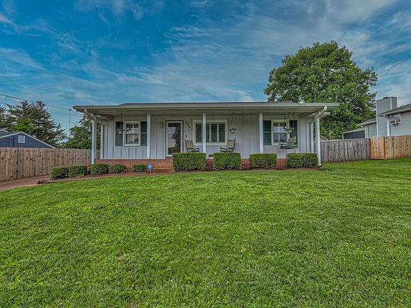3rd image of 4408 Falling Leaf Ln