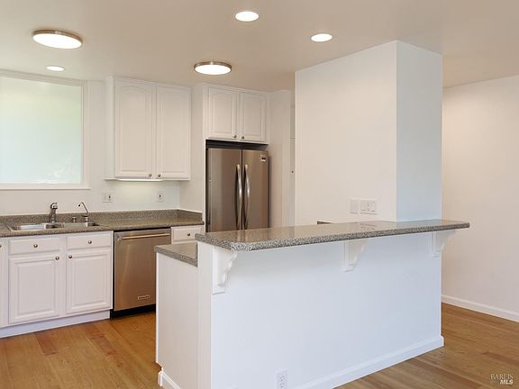 4th image of 20 Andrew Dr APT 65
