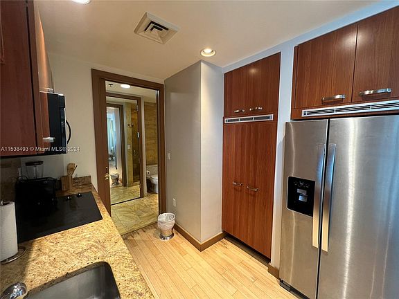 5th image of 1395 Brickell Ave #2604