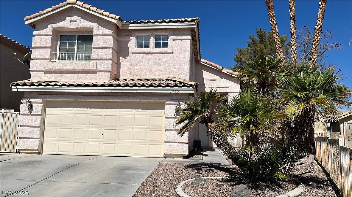 3 bed, 2.5 bath, 2034 sqft, $2,045 — Photo 1