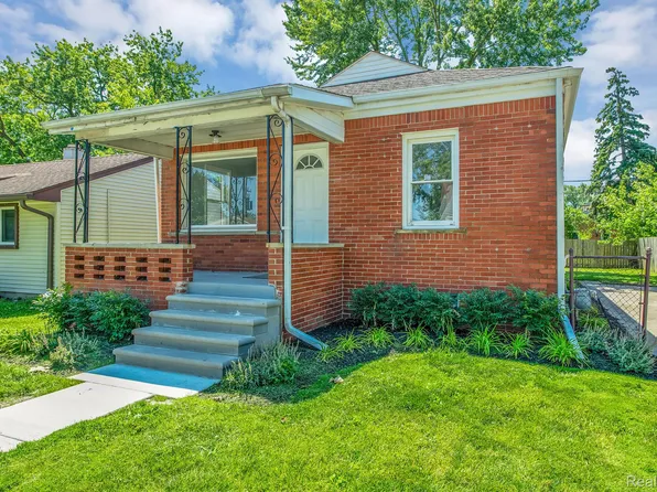 1252 E Goulson Ave, Hazel Park, MI 48030