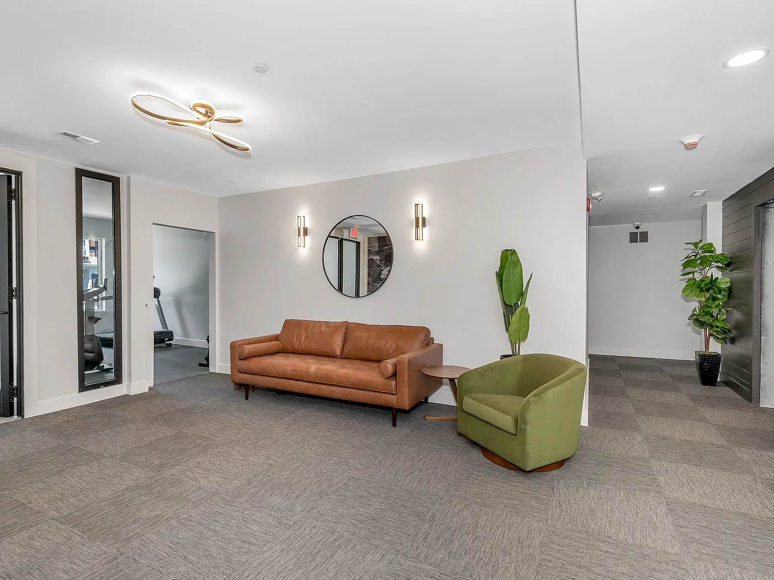 1 bed, 800 sqft, $1,950 — Photo 3