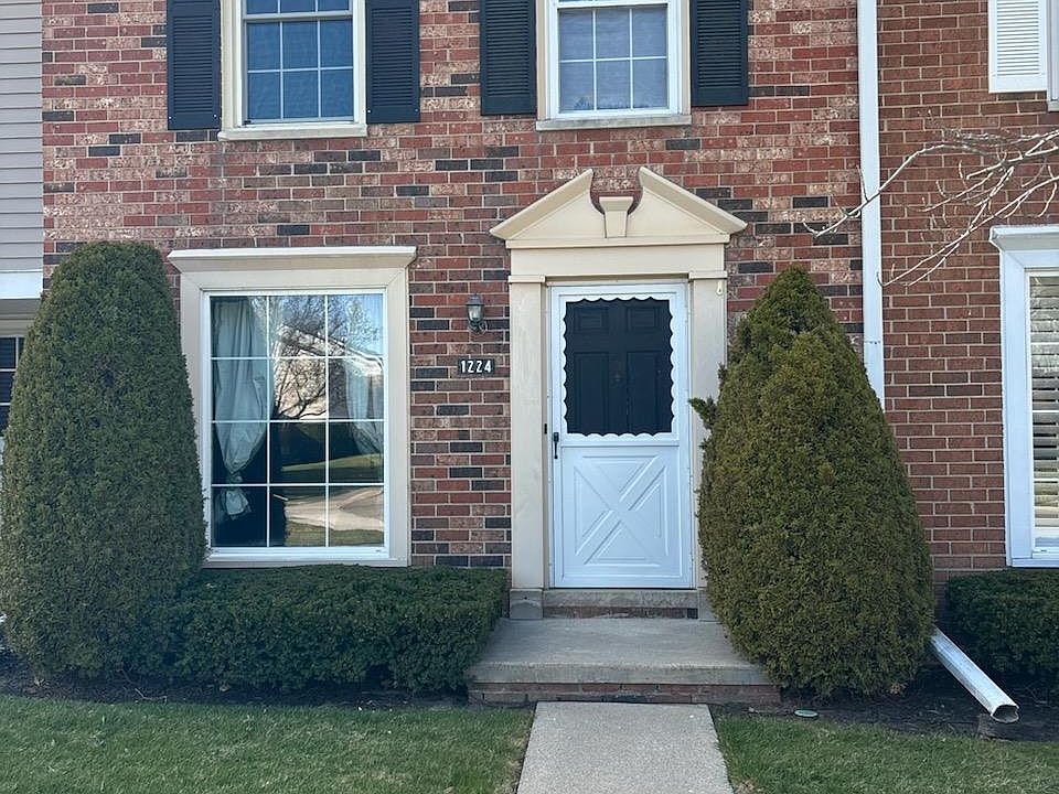 1st image of 1224 Woodbridge St