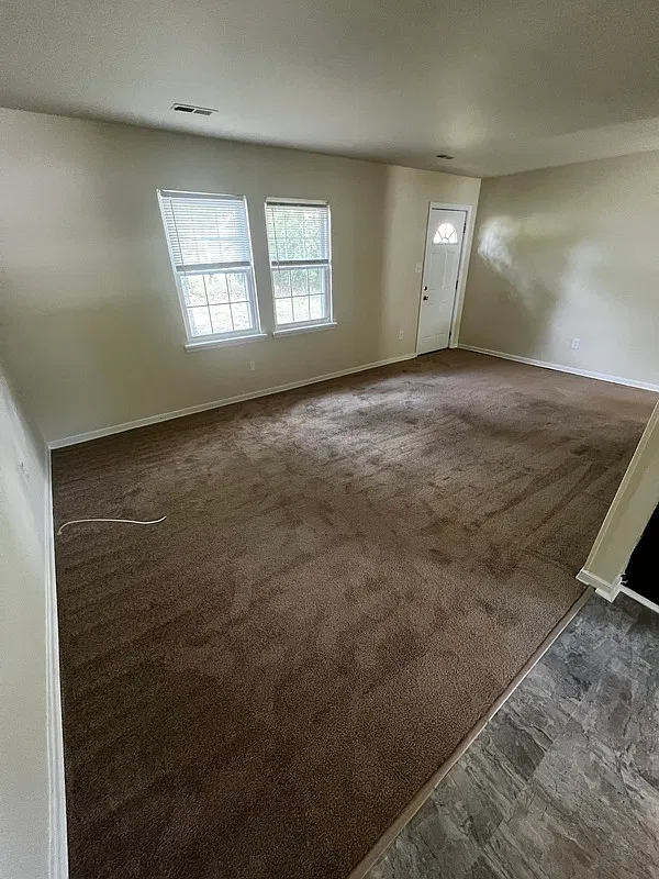 3 bed, 1.0 bath, $1,595 — Photo 4