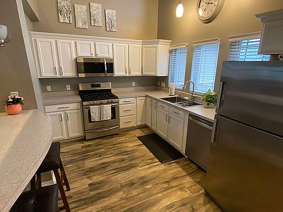 2nd image of 11004 Beacon Ct