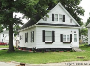 725 W Franklin St, Taylorville, IL 62568