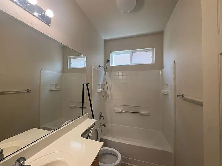 3531 Santiago Ave — Photo 40