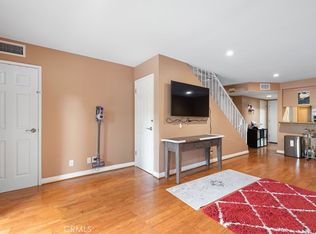 15215 Magnolia Blvd Unit 102, Sherman Oaks, CA