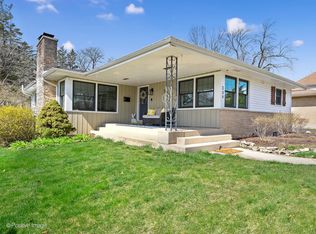 254 N Jackson Rd, Clarendon Hills, IL 60514