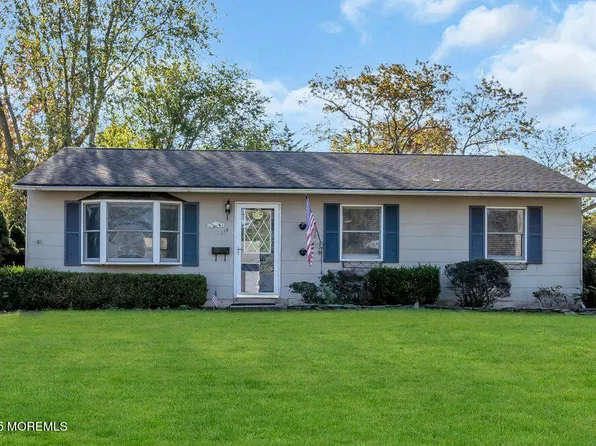 118 Dittmar Drive, Toms River, NJ 08757