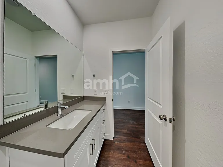 18449 W Honeysuckle Dr — Photo 13