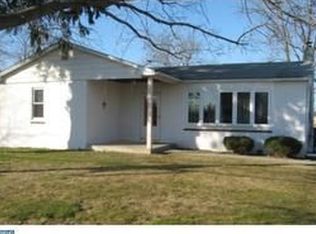 24843 E Main St, Columbus, NJ 08022