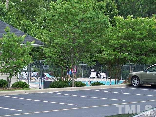 2nd image of 303 Smith Level Rd #D